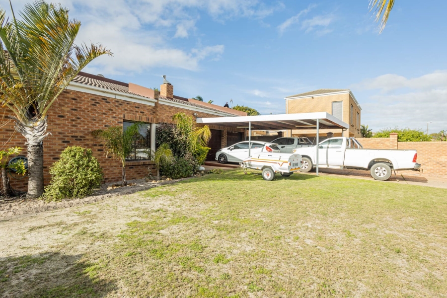 3 Bedroom Property for Sale in De Oude Spruit Western Cape